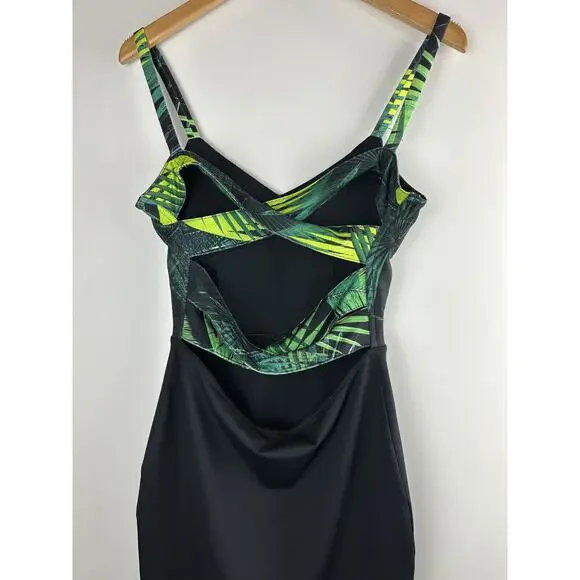 NWT Fabletics Malindi Criss Cross Cut Out Strappy Dress Green Black Leaves Small - Picture 9 of 14
